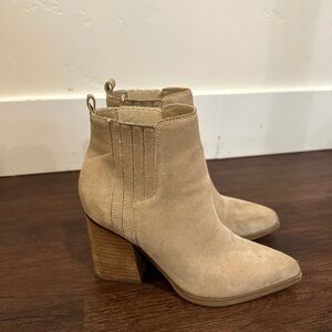 Marc Fisher Beige Suede Ankle Booties size 7